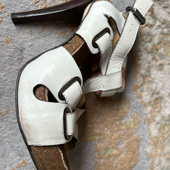 White sandal 👡 - Picture 2 of 4